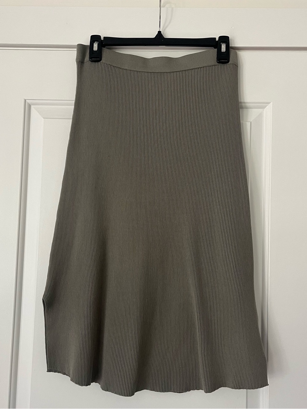 Wishlist Ribbed Knit Midi Skirt - Sage Green - Size L